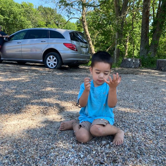 Meet your Posher, Jennifer - Picture 2 of 8